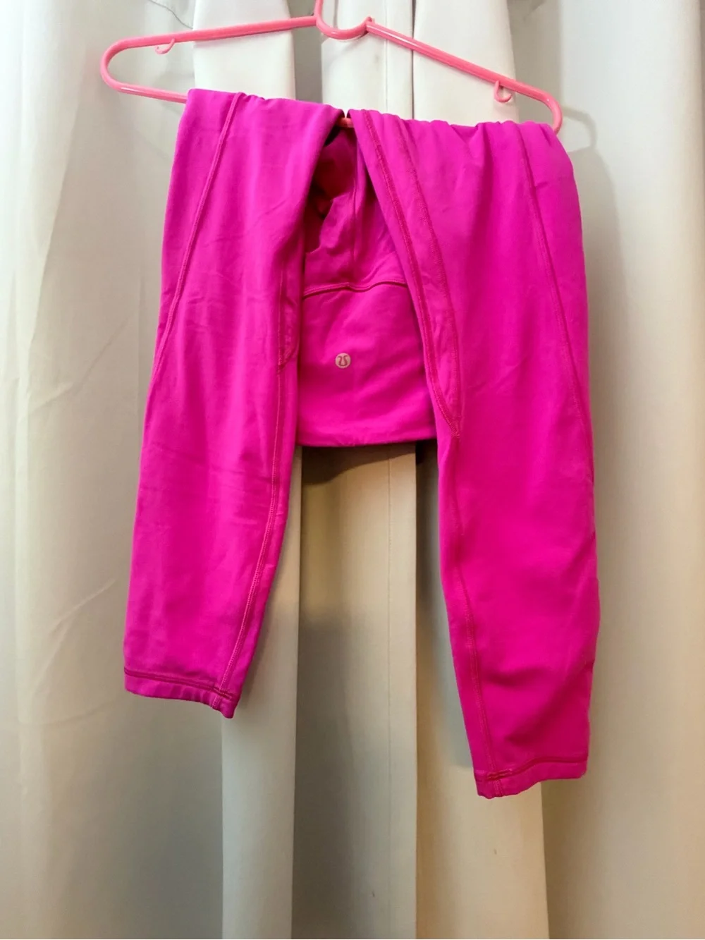 lululemon athletica Hot Pink Leggings (Size 4)